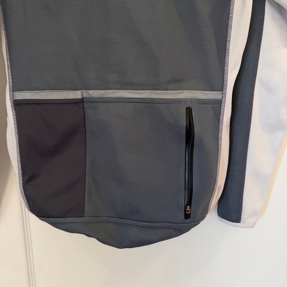 Endura Womens XS Gray and White Fleece Lined Cycling Jacket - Picture 12 of 14